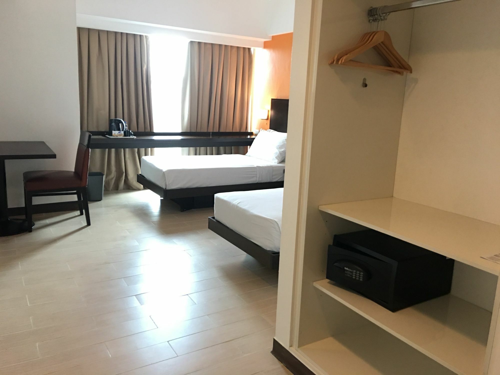 Holiday Inn Express Manila Newport City, An Ihg Hotel Paranaque City Eksteriør bilde